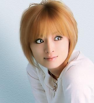 600full-ayumi-hamasaki.jpg